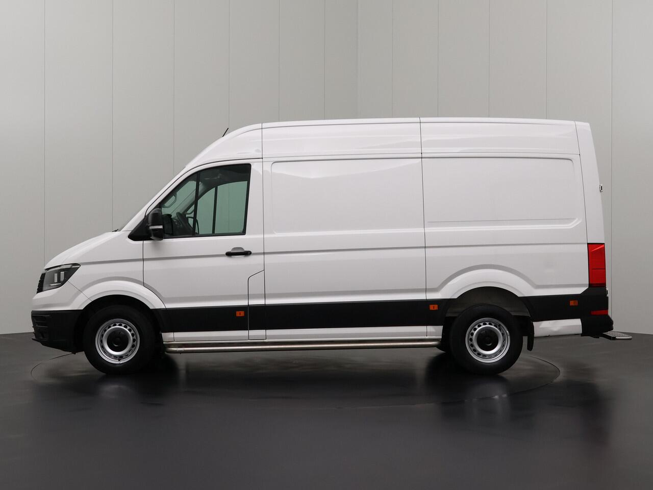 Volkswagen CRAFTER 2.0TDI 140PK L3H3 | Airco | Cruise | Trekhaak | Betimmering