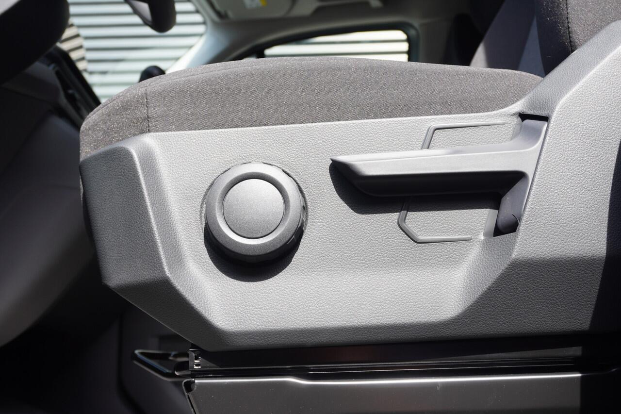 Volkswagen CRAFTER 35 2.0 TDI 140PK L3H3 Trendline, Modeljaar 2025, App Connect, Trekhaak