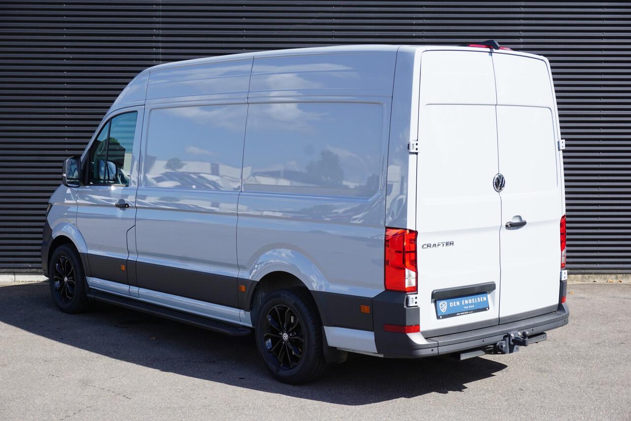 Volkswagen CRAFTER 35 177PK Automaat L3H3/L2H2 Camera 18" Velgen Apple Carplay Navi Cruise control Trekhaak Parkeersensoren