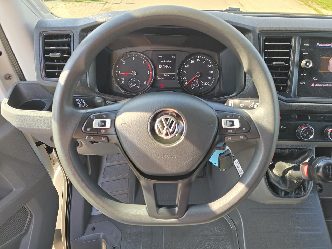 Volkswagen CRAFTER 35 2.0 TDI L3 H3 Highline - 140 Pk - Euro 6 - Airco - Cruise Control