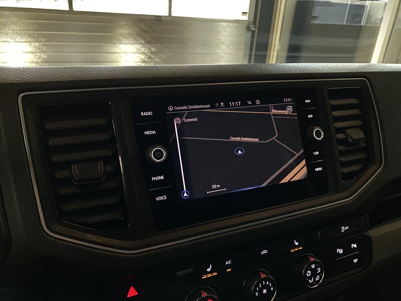 Volkswagen CRAFTER 30 2.0 TDI L3H2 Highline 177pk, Led, Navi, Dubbele schuifdeur, BPM VRIJ