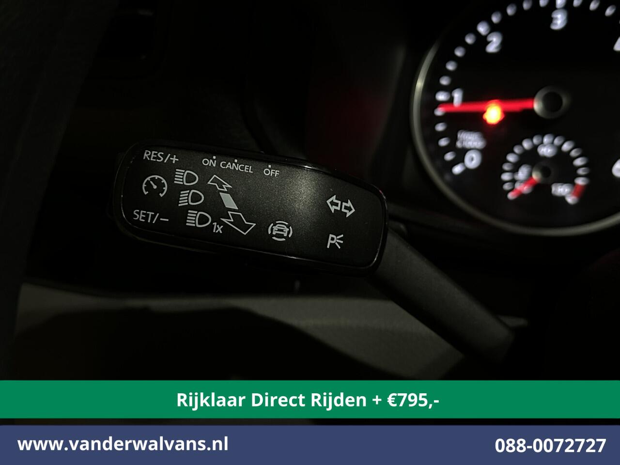 Volkswagen CRAFTER 2.0 TDI 140pk L3H3 L2H2 Euro6 *Rijklaar Direct Rijden* Airco | Navigatie | Apple Carplay | Android Auto | Cruisecontrol Bijrijdersbank, 3000kg trekvermogen, zilver
