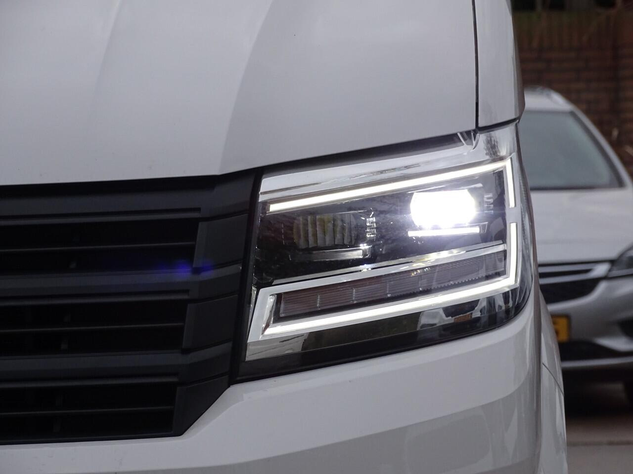 Volkswagen CRAFTER 2.0 TDI L3H3 Exclusive Highline