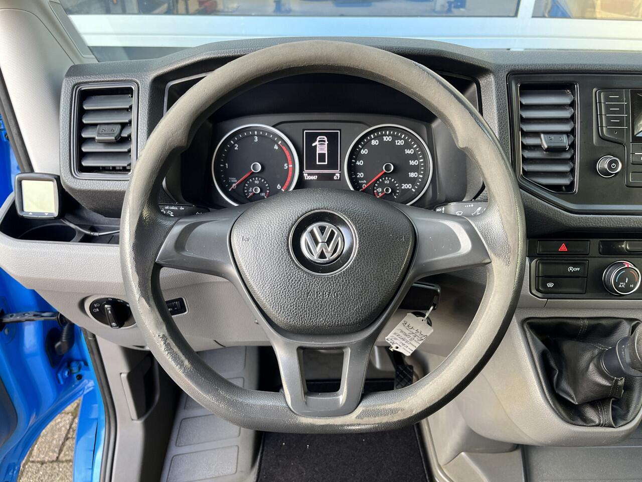 Volkswagen CRAFTER 35 2.0 TDI L3 DC Airco Cruise controle Euro 6 Pick-up Telefoonverbinding Voorruit verwarming 6-persoons Open laadbak Pick-up p-up Bakwagen 1e eigenaar