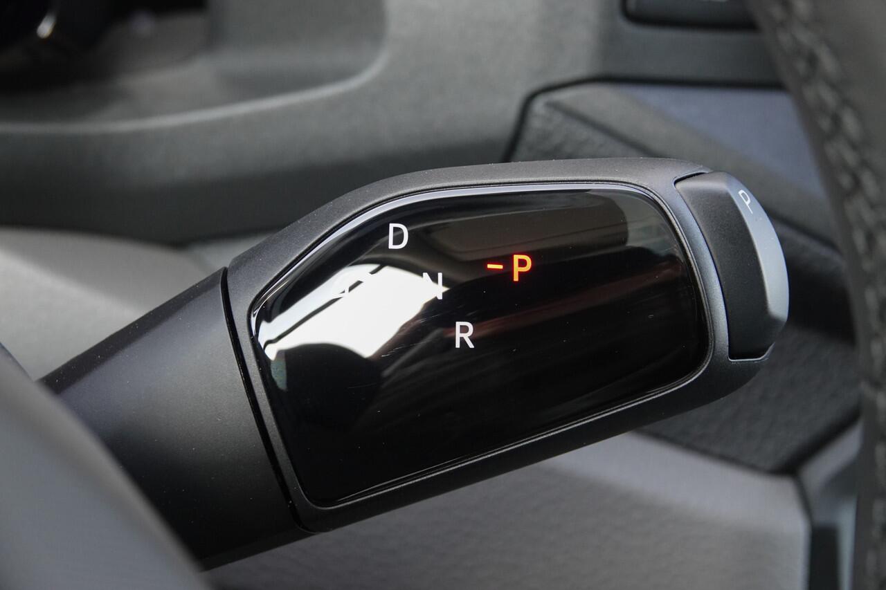 Volkswagen CRAFTER L3H2 | 177Pk Aut. | Dubbele Cabine | 2x Schuifdeur | Nieuw Model | 10,4'' Navigatie | 19'' | Oyster Silver