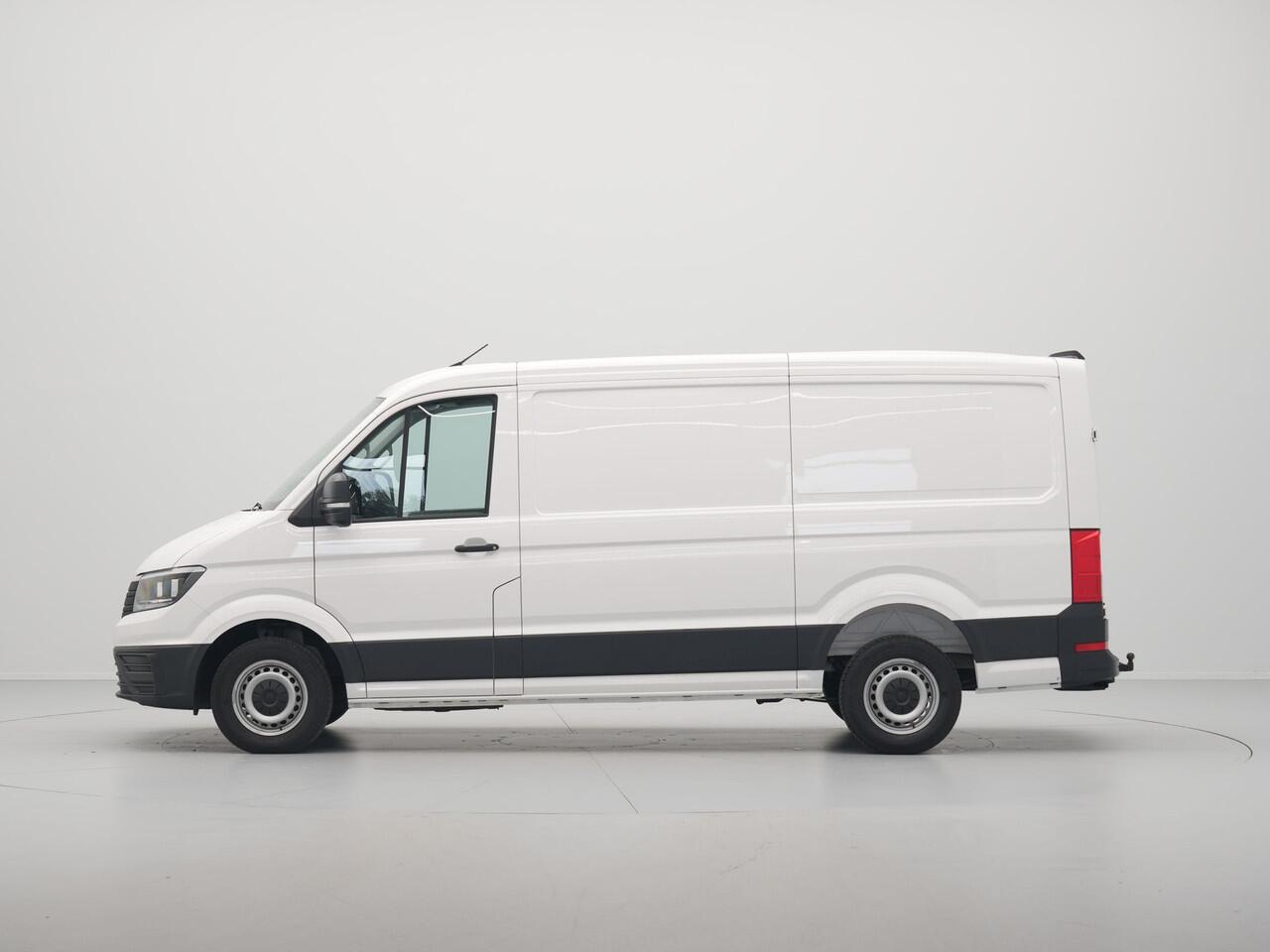 Volkswagen CRAFTER 30 2.0 TDI L3H2 Trendline Trekhaak Navigatie Carplay Cruise