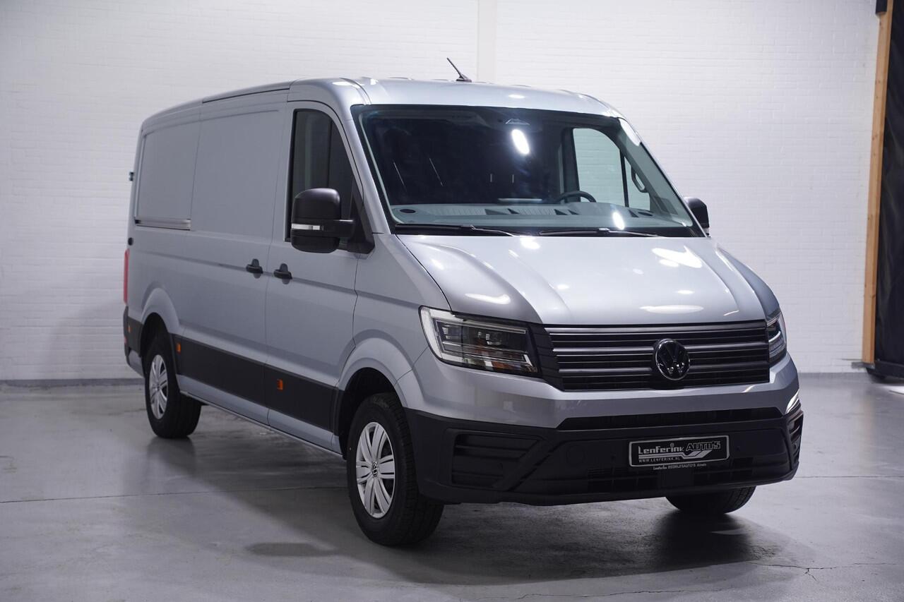 Volkswagen CRAFTER 2.0 TDI 140 pk L3H2 DSG Aut. Nwe Model BPM vrij, Navi, Camera, Trekhaak 3.000 kg, LED Koplampen, 3-Zits