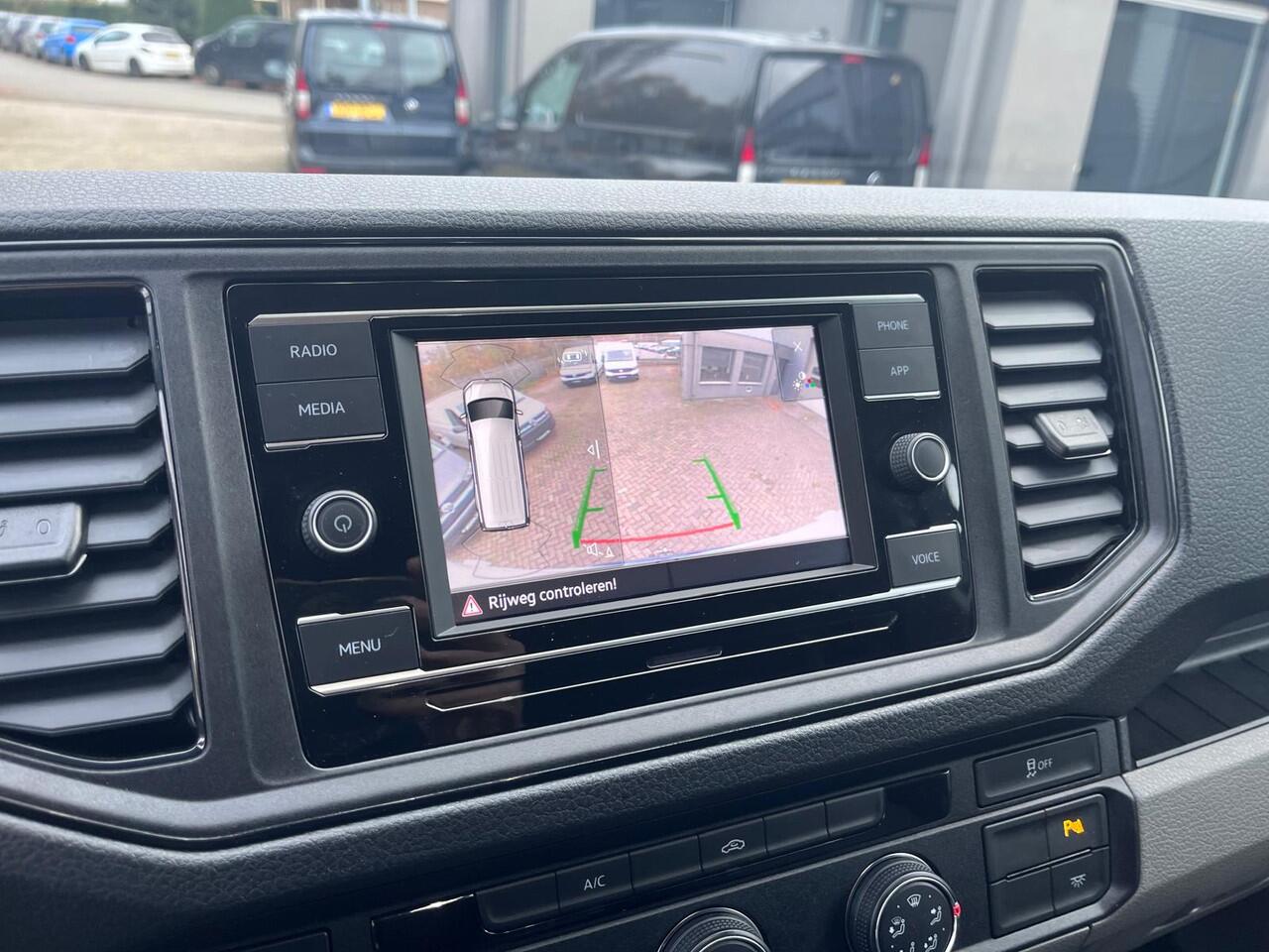 Volkswagen CRAFTER L3H3 2.0 TDI 140pk 3.0T Highline /BPM-vrij