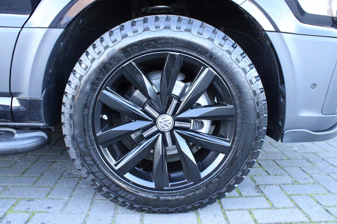 Volkswagen CRAFTER 30 2.0 TDI 140pk DSG L3H3 Exclusive BPM vrij! Betimmering Trekhaak Camera Led Virtual Cockpit Navigatie