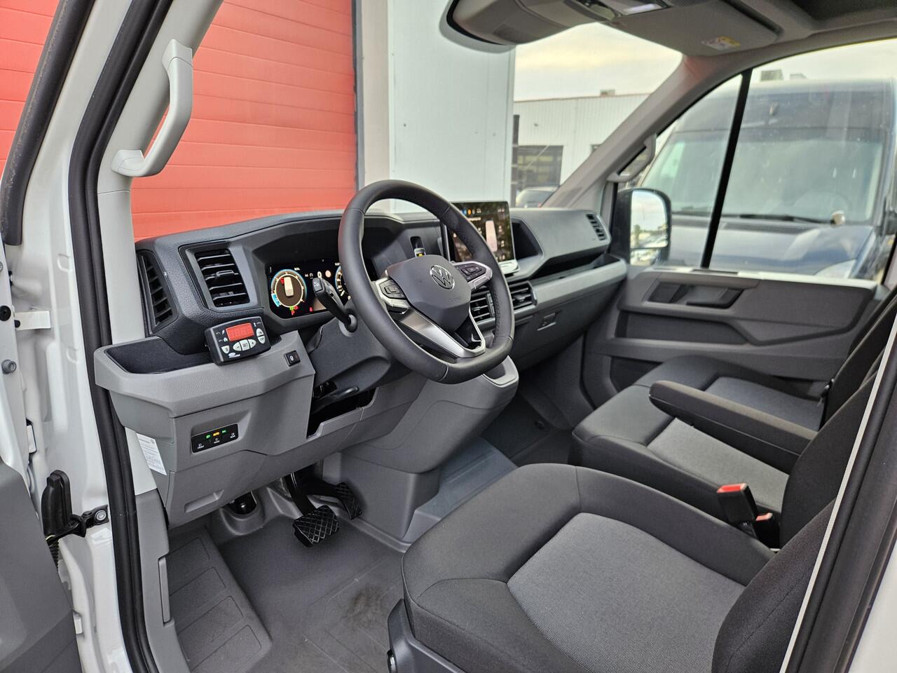 Volkswagen CRAFTER 35 2.0 TDI L3H3 Highline | Koel-Vries Wagen