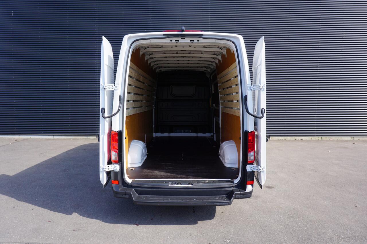 Volkswagen CRAFTER 35 140PK Automaat L4H3/L3H2 Highline FACELIFT Apple Carplay Cruise Navi Parkeersensoren Digitaal dashboard