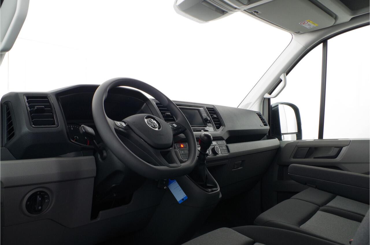 Volkswagen CRAFTER 35t 2.0 TDI L3H2 > BPM vrij!\Camera/cruise control/Apple Carplay/Android Auto/parkeersensor voor en achter Lease ook mogelijk!