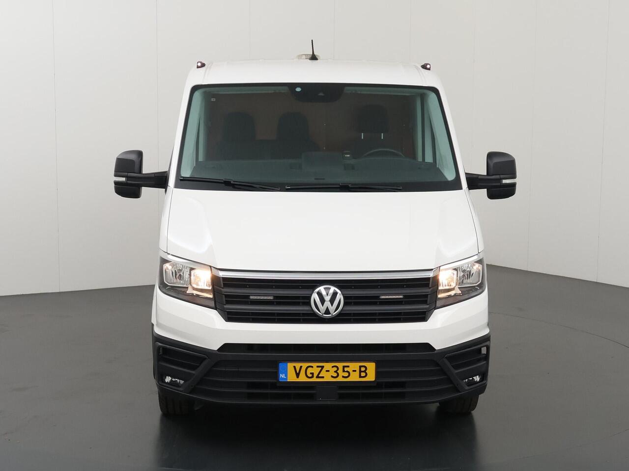 Volkswagen CRAFTER 50 | DC | 177 PK | BE Trekker | Tachograaf | BE-Trekker | Airco | Trekhaak 3500 KG. | 3-zits | Inrichting laadruimte | Koppelschotel
