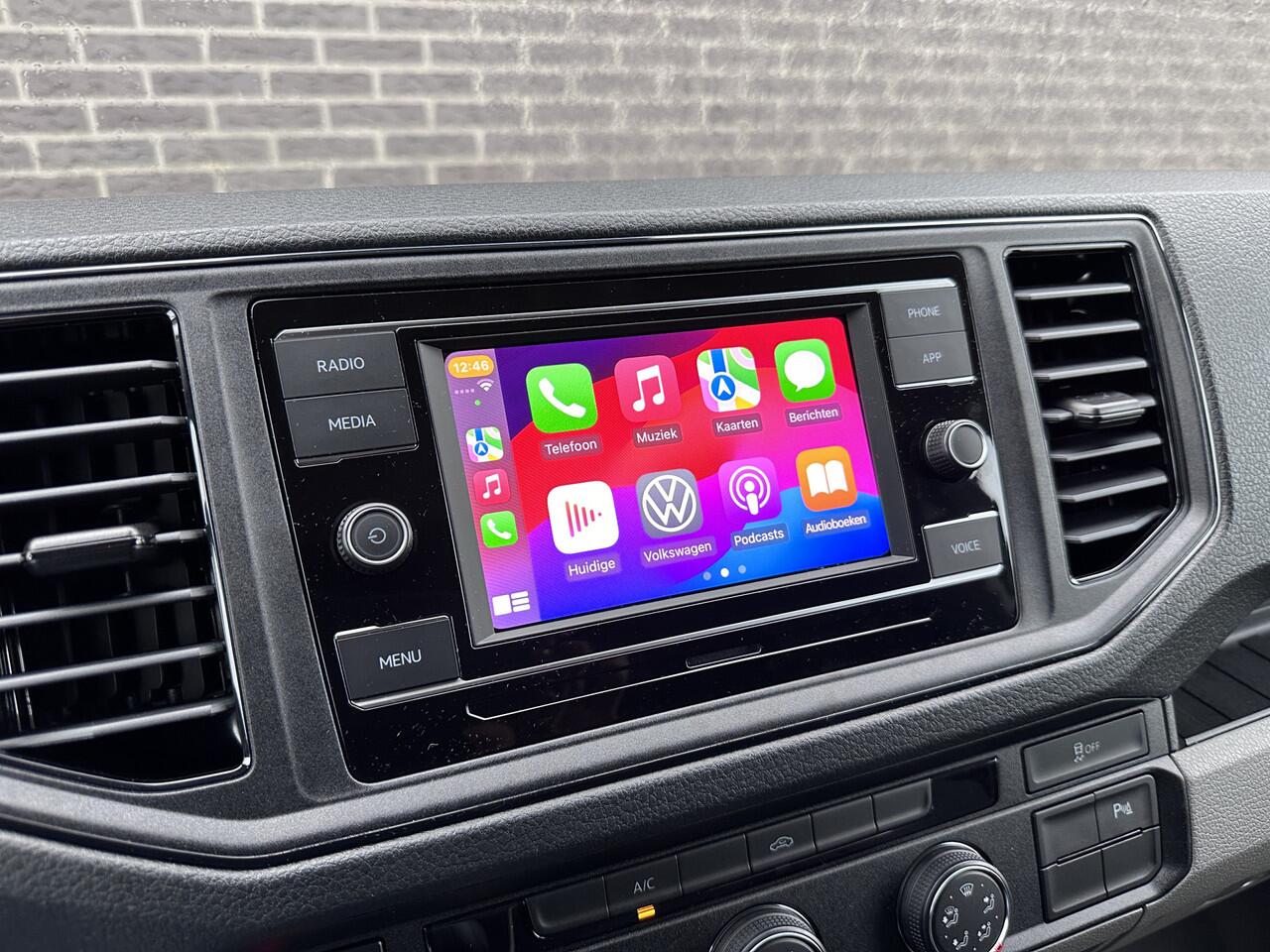 Volkswagen CRAFTER 35 2.0 TDI L3H2 Highline | Camera | Apple CarPlay / Android Auto | E-call