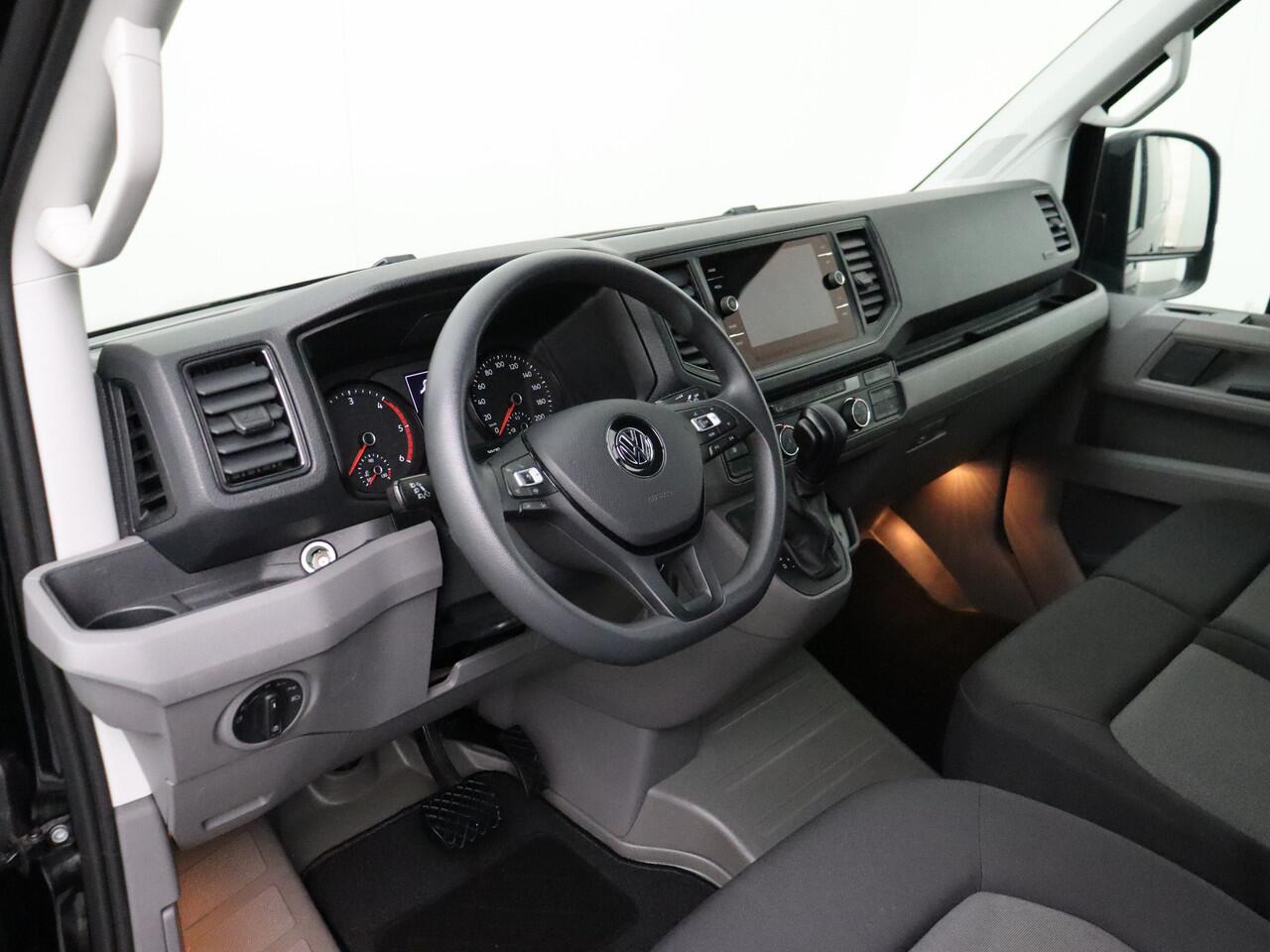 Volkswagen CRAFTER 2.0TDI 177PK DSG Automaat L5H3 XXL | Led | Luchtvering | Navigatie | Camera | 3-Persoons | Betimmering | Airco | Cruise