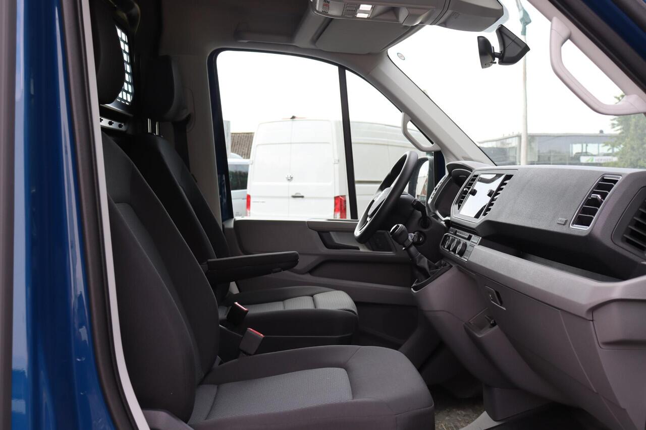 Volkswagen CRAFTER 35 2.0 TDI L3H3 Highl RWD 3,5T trekgewicht Dubbeleschuifdeur