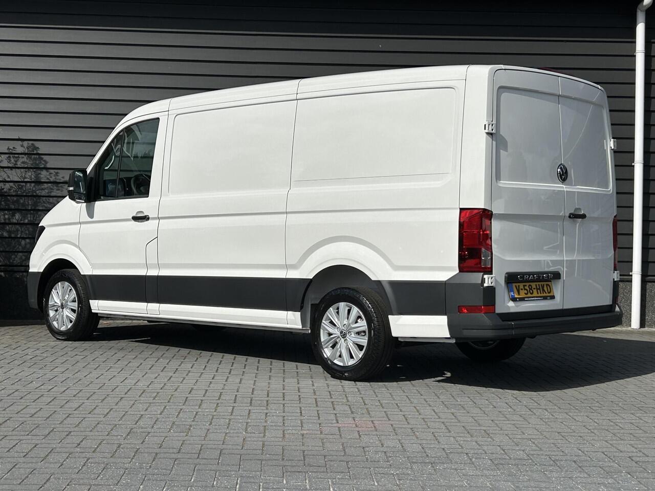 Volkswagen CRAFTER Facelift 35 2.0 TDI 140pk H6 L3H2 Comfortline App-Connect Parkeersensoren