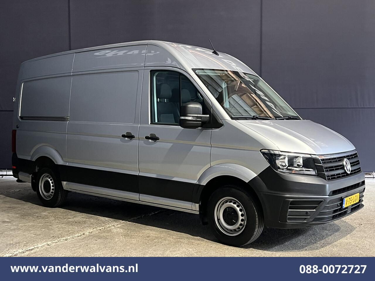 Volkswagen CRAFTER 2.0 TDI 141pk L3H3 L2H2 Euro6 Airco | Camera | Apple Carplay | Cruisecontrol Android Auto, Chauffeursstoel, Parkeersensoren, Bijrijdersbank, 3000kg trekvermogen, zilver