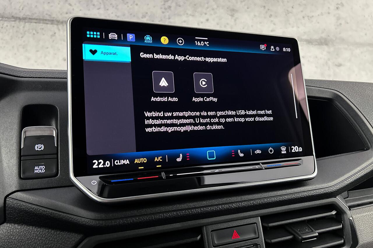 Volkswagen CRAFTER 2.0 TDI 177PK L3H2 Facelift | Camera | Apple Carplay | BPM vrij!! | Digitaal display | Parkeersensoren | Nieuw model