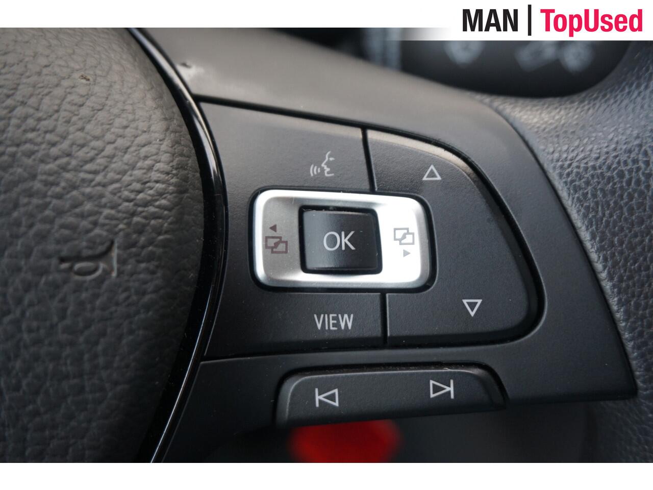 Volkswagen CRAFTER 35 2.0 TDI L4H3 Highline / Trekhaak / 3000KG Trekgewicht / 177 PK / Navigatie / Adaptieve Cruise Control / Apple Carplay / Stoelverwarming