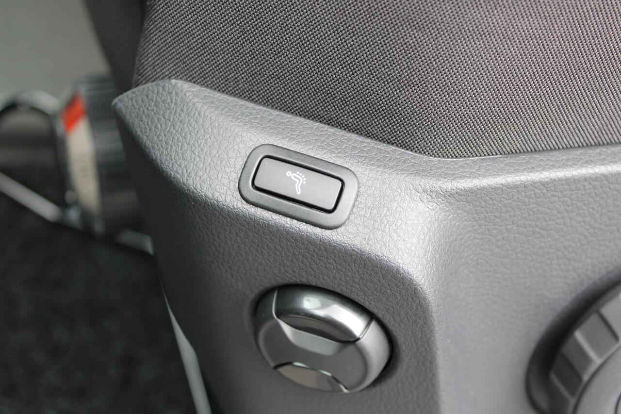 Volkswagen CRAFTER 35 2.0 TDI 140PK L4 H3 |TREKHAAK|ERGOCOMFORT|CAMERA|CARPLAY|