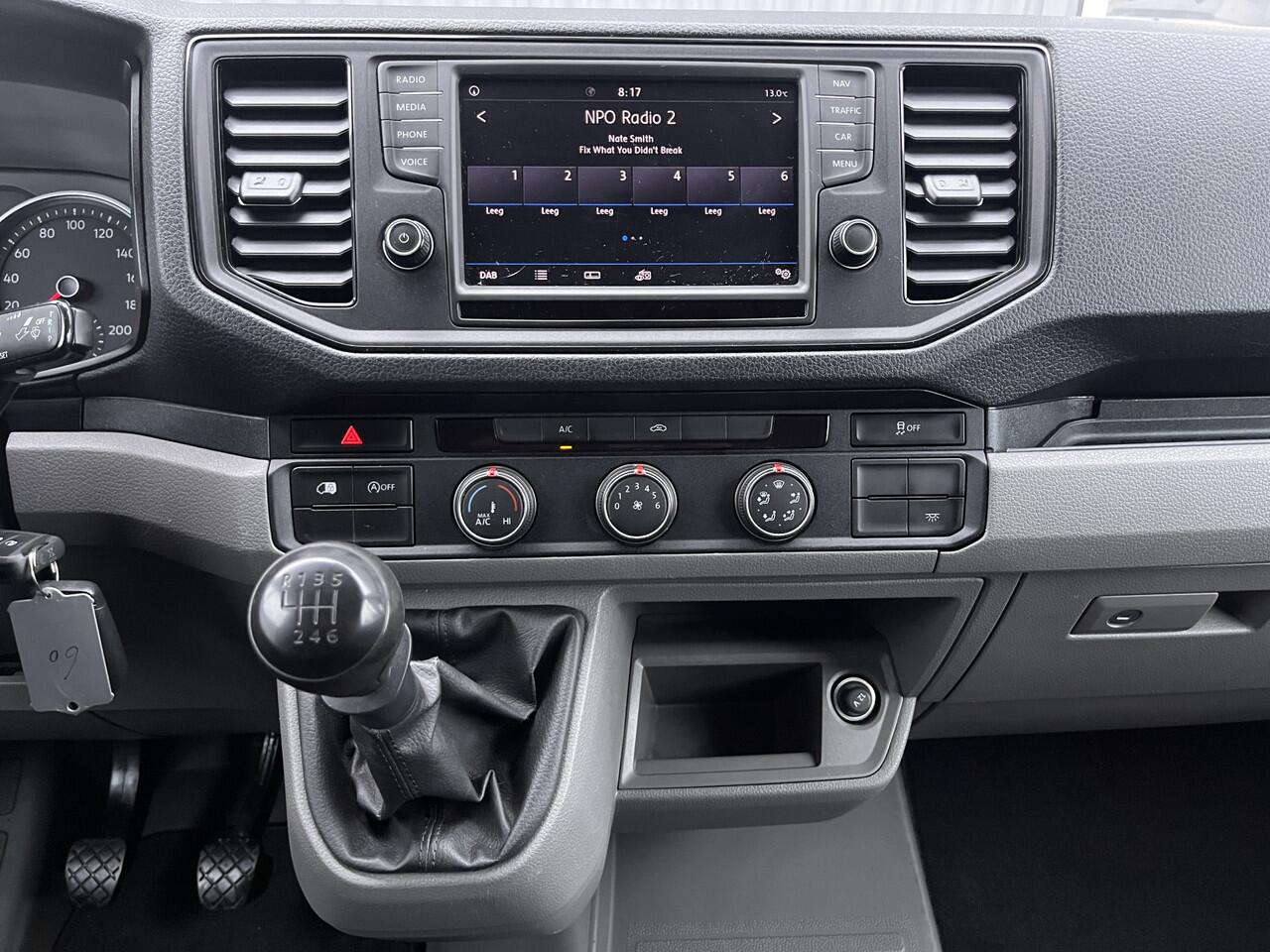 Volkswagen CRAFTER 2.0 TDI L3H3 L2H2 Met Kastinrichting Omvormer Airco Cruise controle Camera Werkplaats Lang hoog 1e eigenaar Dealer onderhouden Euro 6 Bpm vrij voor particulier gebruik !!