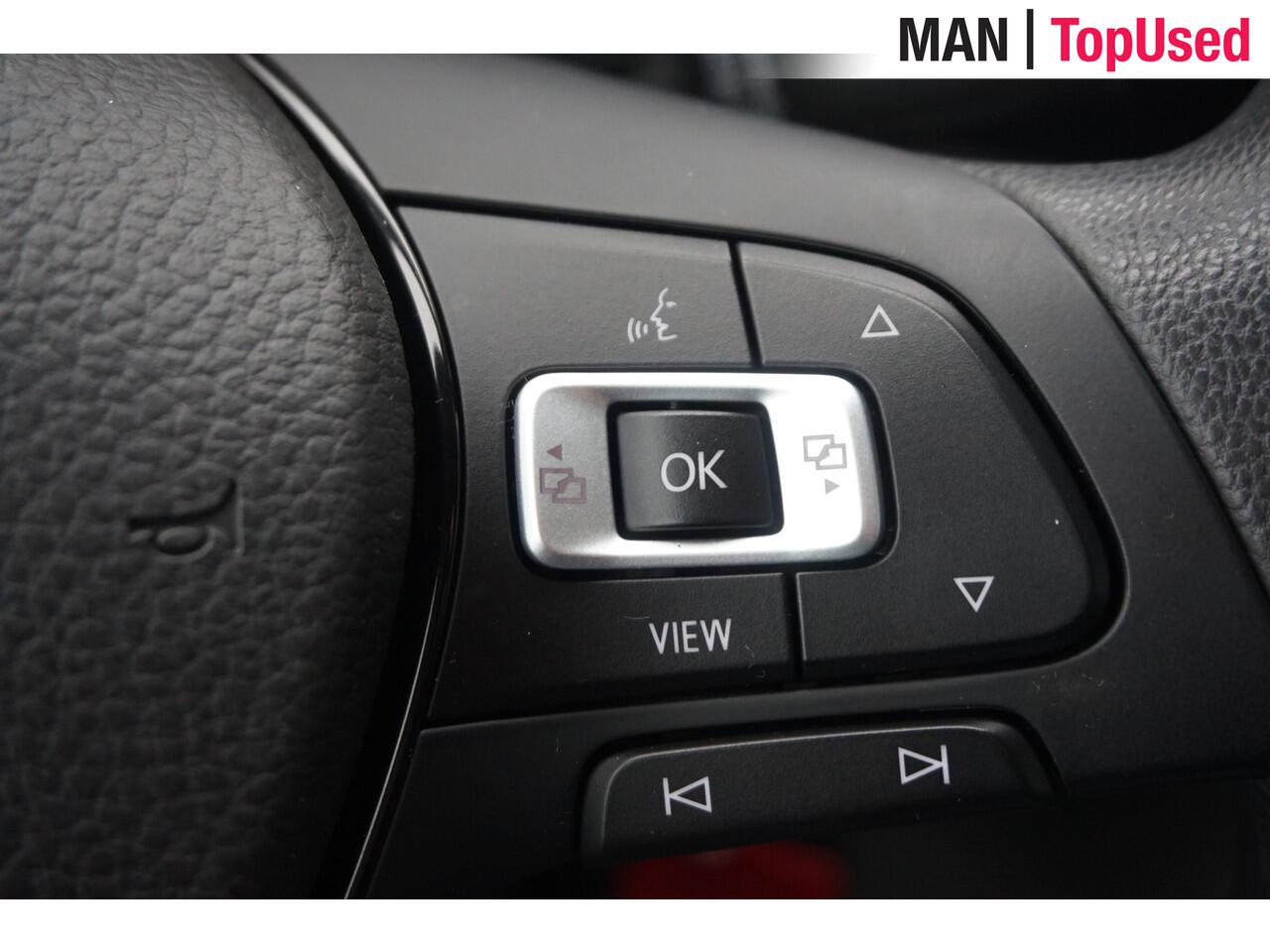 Volkswagen CRAFTER 35 2.0 TDI L4H3 Highline / Trekhaak / 3000KG Trekgewicht / 177 PK / Navigatie / Adaptieve Cruise Control / Apple Carplay / Stoelverwarming