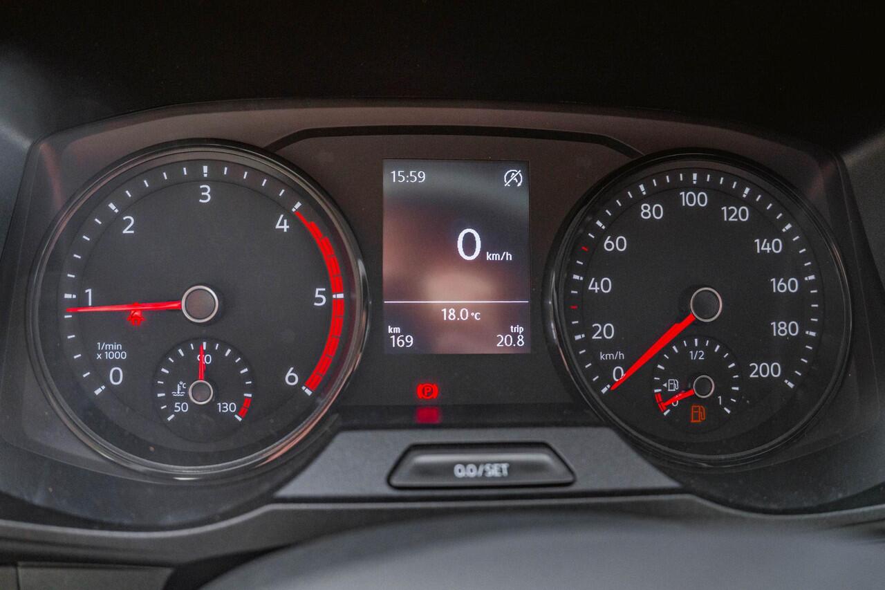 Volkswagen CRAFTER 2.0 TDI L4H3 140PK Trendline Cruise Control Airco Volkswagen Crafter 35 2.0 TDI EURO VI