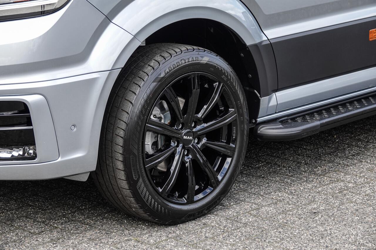 Volkswagen CRAFTER L3H2 2.0Tdi 177Pk Aut. | 2x Schuifdeur | Nieuw Model | 10,4" Display | 19'' | Oyster Silver