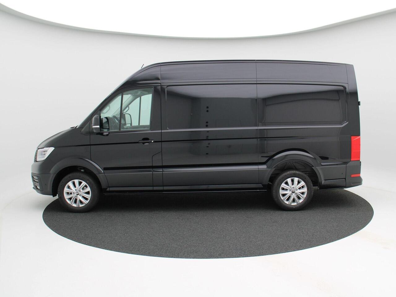 Volkswagen CRAFTER 35 2.0 TDI 140PK L3H3 Exclusive | V-62-KRB | Automaat | Navi | LED koplampen | Lichtmetaal | Trekhaak | BPM Vrij!
