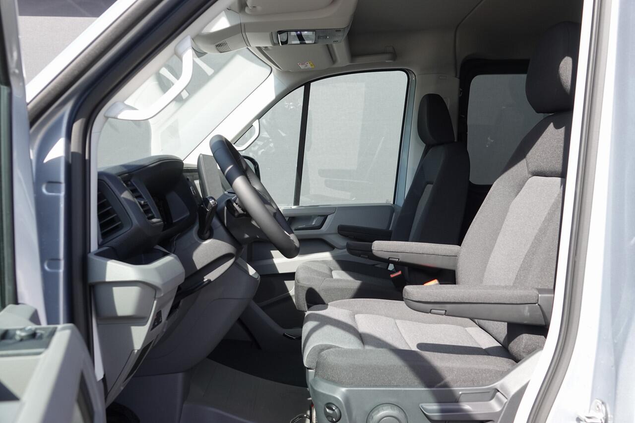 Volkswagen CRAFTER L3H2 | 177Pk Aut. | Dubbele Cabine | Nieuw Model | 10,4'' Navigatie | 19'' | Oyster Silver