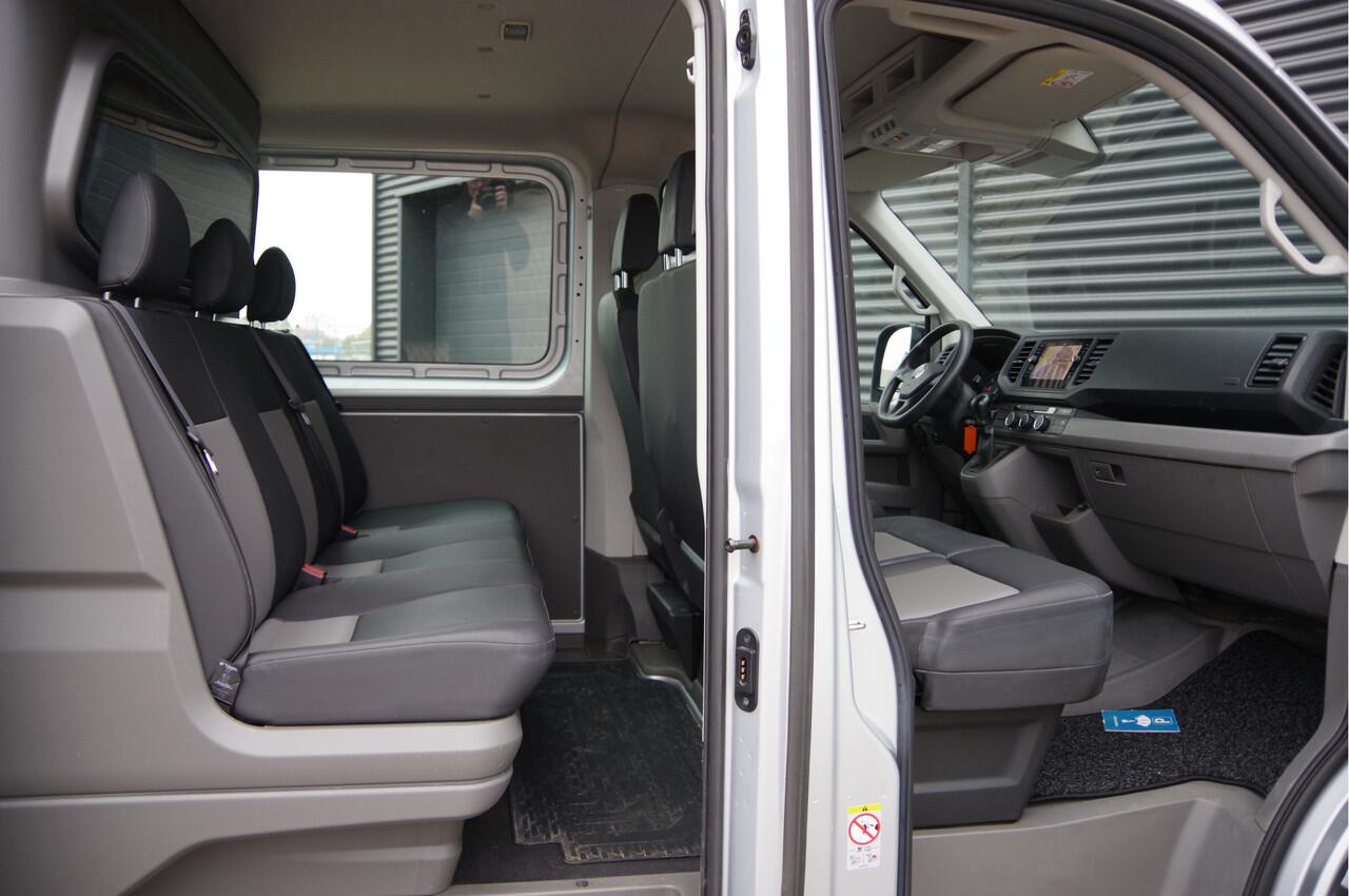 Volkswagen CRAFTER 35 2.0 TDI L3H2 DC 6P, 140PK AUT. LEDER, TREKHAAK, CAMERA, NAVI, AIRCO, APPLE CARPLAY/ANDROID AUTO, DUBBELE CABINE, DUBBEL CABINE