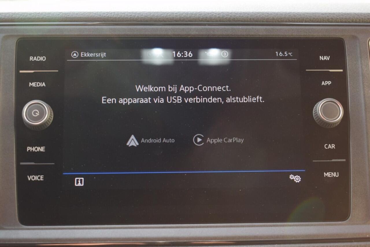 Volkswagen CRAFTER 2.0 TDI L3H3 Highline 140 PK LED TREKHAAK NAVI BETIMMERING