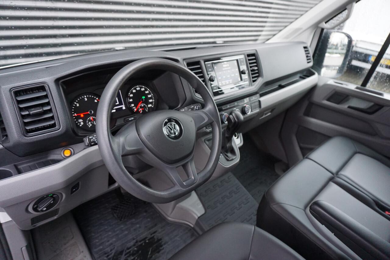 Volkswagen CRAFTER Open Laadbak 177pk Automaat Dubbele cabine Apple Carplay Camera Cruise control Trekhaak