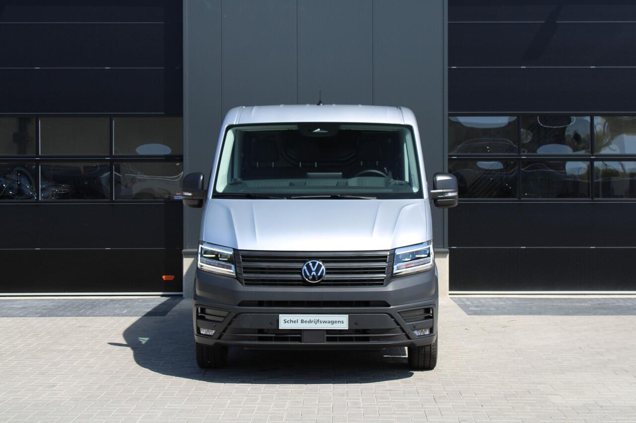 Volkswagen CRAFTER 35 2.0 TDI L3H2 177pk - Facelift - Navigatie - LED - Geveerde stoel - Virtual cockpit - Camera - Verwarmd stuur - Stoelverwarming - Rijklaar