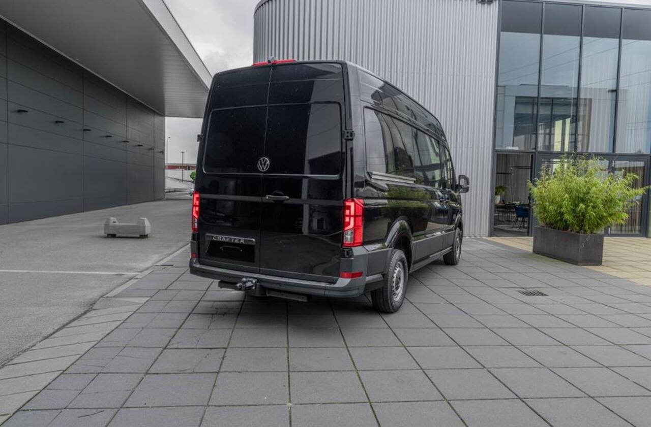 Volkswagen CRAFTER GP L3H3 2.0 TDI 140pk 3.5T Trendline /Direct leverbaar /BPM-vrij .