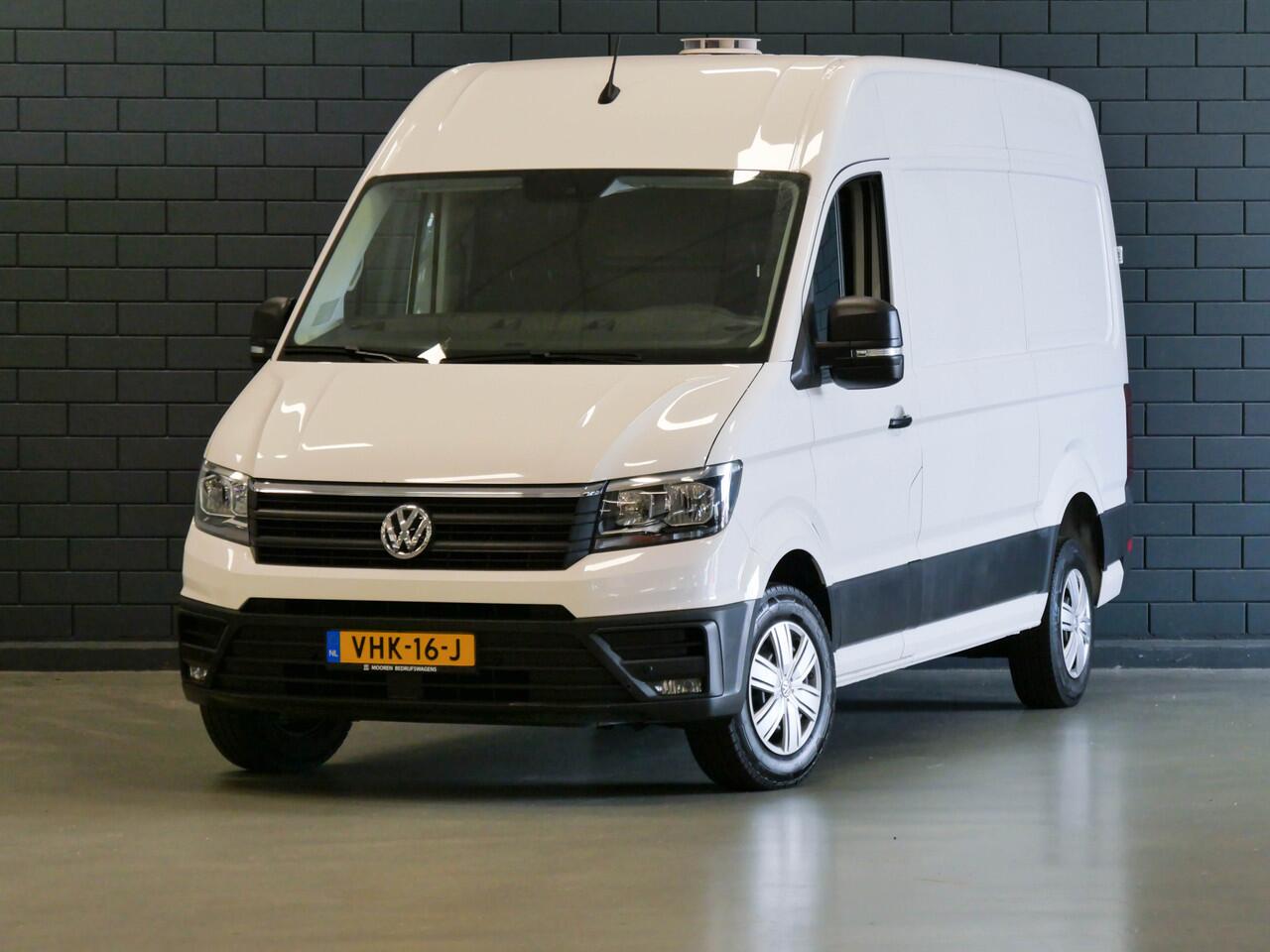 Volkswagen CRAFTER 35 2.0 TDI 141PK L3H3 Highline | TREKHAAK | GEVEERDE STOEL | CAMERA | CARPLAY |