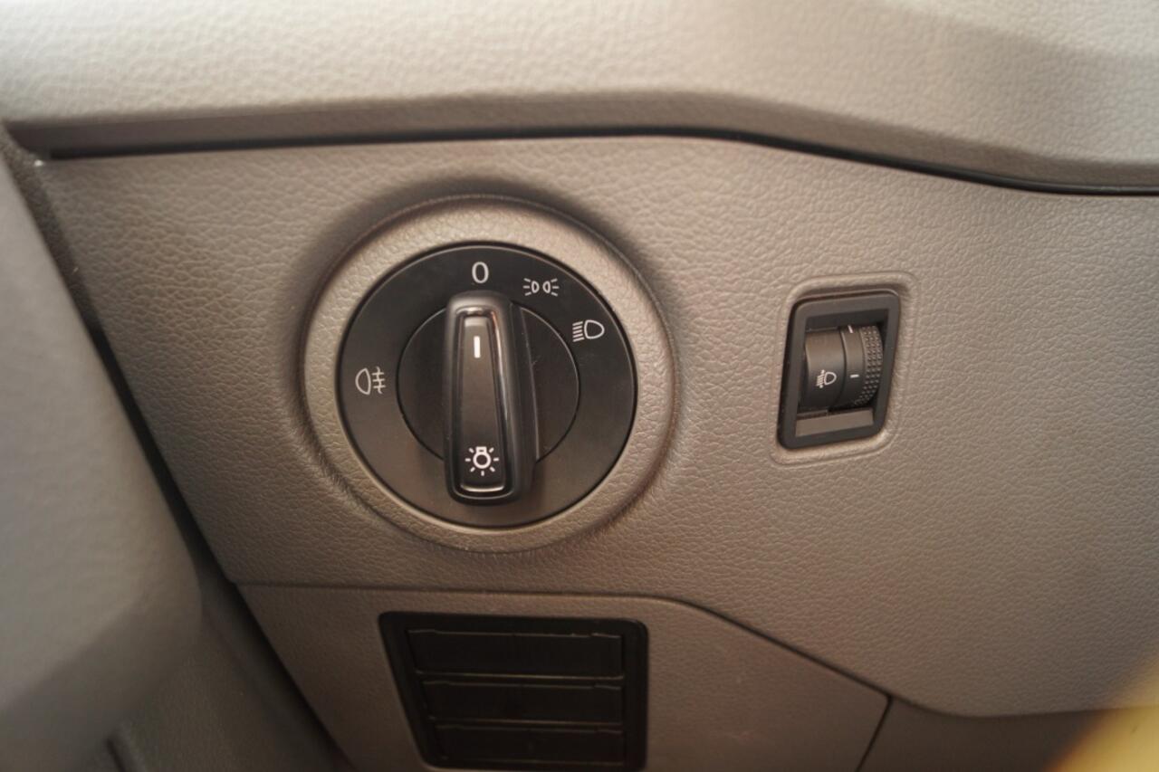 Volkswagen CRAFTER 35 2.0 TDI 122pk Bakwagen -AIRCO-3persoons-