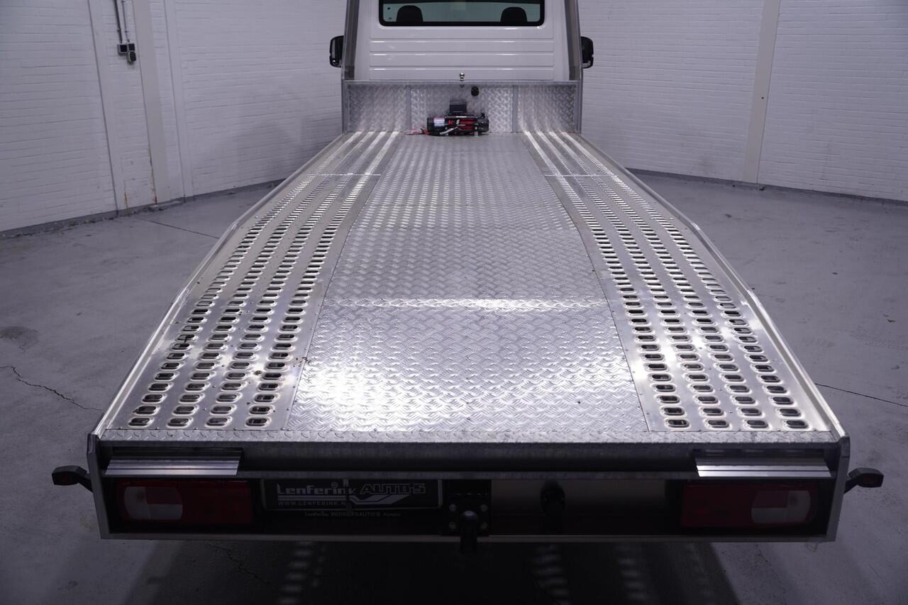 Volkswagen CRAFTER 2.0 TDI 140 pk L4 Autotransporter Airco, Cruise Control, Trekhaak 3.000 kg, BPM vrij, 3-Zits