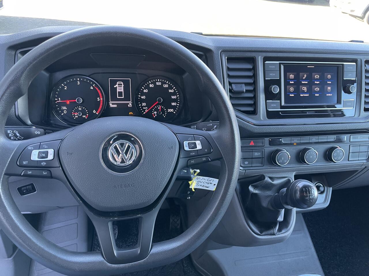 Volkswagen CRAFTER 35 2.0 TDI L4 DC Comfortline Airco - Bluetooth - Cruise control - start/stop systeem - Mistlampen voor - Centrale vergrendeling met afstandsbediening - 7 persoonswagen