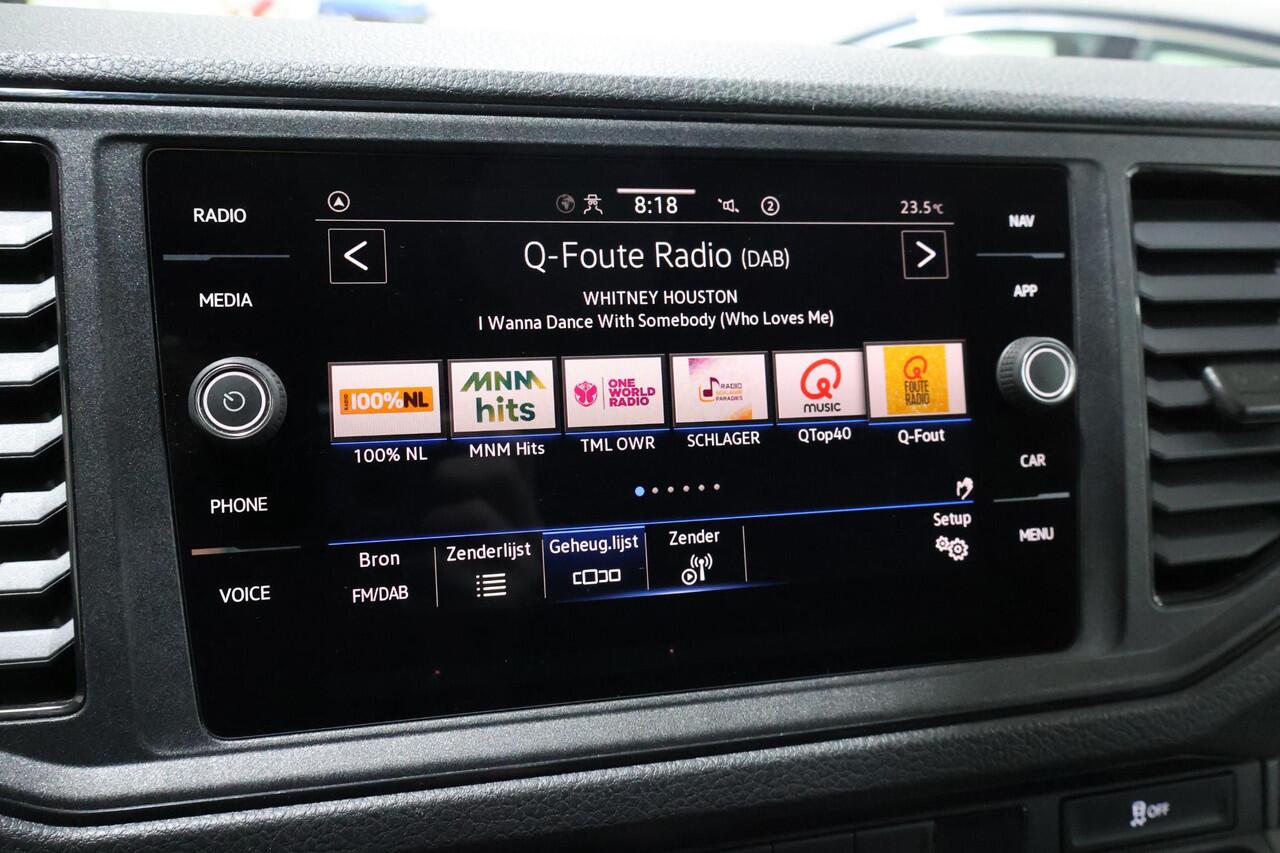 Volkswagen CRAFTER 35 2.0 TDI L3H3 Comfortline EURO VI | 140 PK | Trekhaak | Navigatiesysteem | Parkeersensoren |