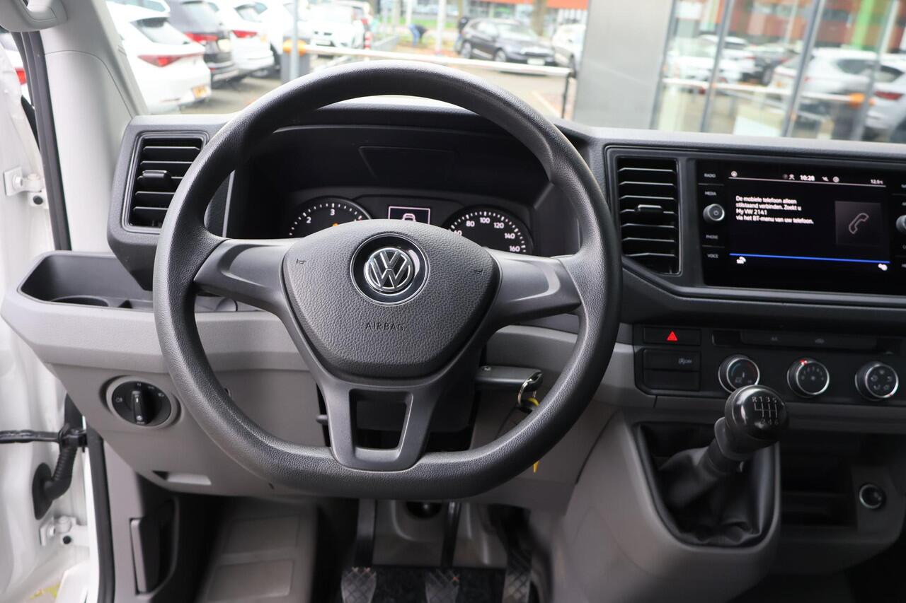 Volkswagen CRAFTER 35 2.0 TDI L3 DC Trendline | 140 PK | Navigatiesysteem | Cruise control | Apple CarPlay / Android Auto |