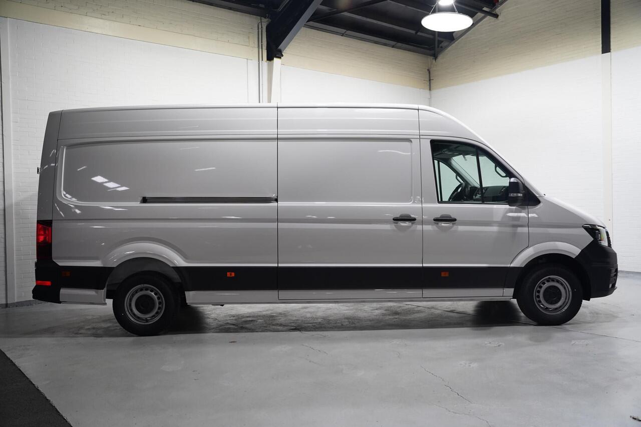 Volkswagen CRAFTER 2.0 TDI 140 pk L4H3 Airco, Cruise Control Geveerde Stoel, PDC V+A, 3-Zits, Nieuw Overjarig