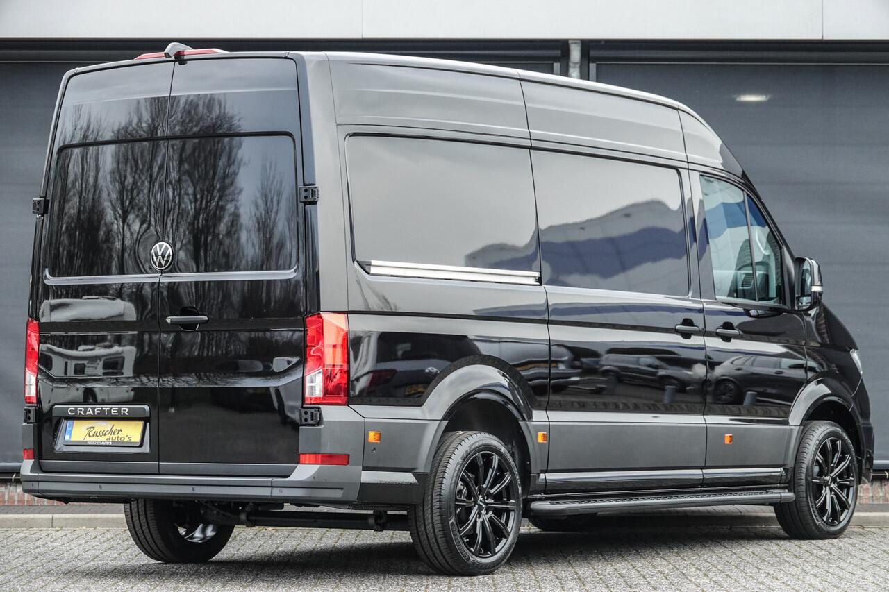 Volkswagen CRAFTER L3H3 177Pk Aut. | 3500 kg. Trekgewicht | 2x Schuifdeur | Nieuw Model | Deep Black