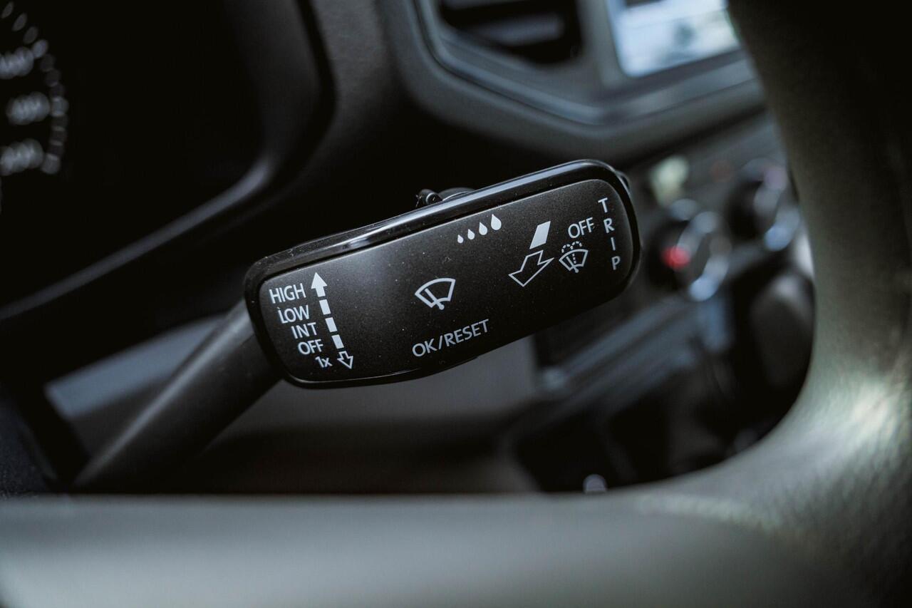 Volkswagen CRAFTER 2.0 TDI 140PK Automaat L4H3 PDC V+A | 3 zits. | Bluetooth | Cruise Controle |