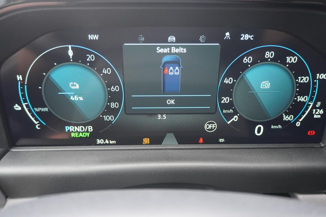 Volkswagen E-Transporter Life L2H1 218 pk, Achterdeuren zonder ruit, Trekhaak, Climatronic, Bijrijdersbank