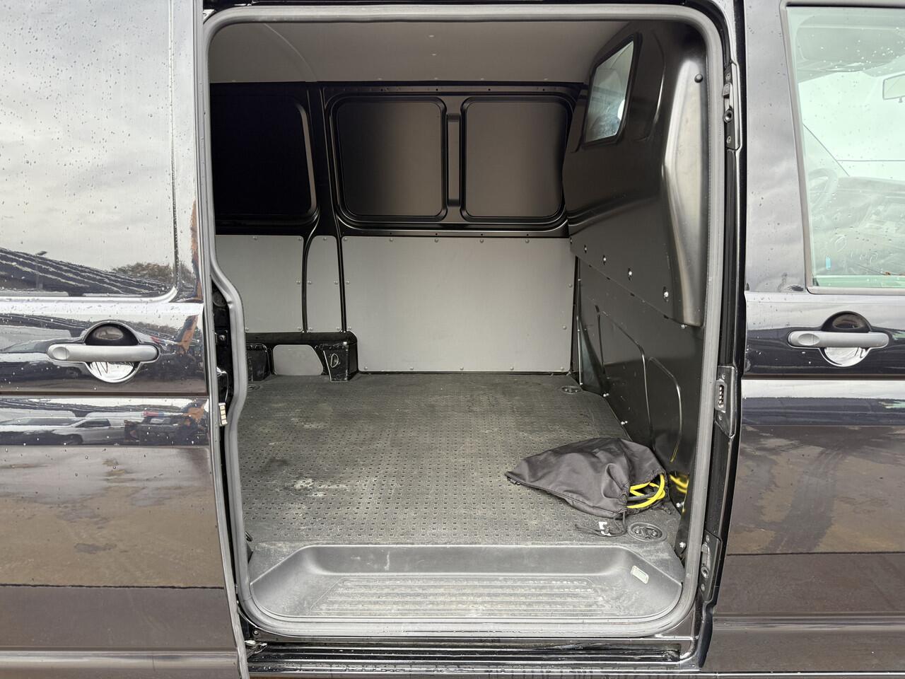 Volkswagen E-Transporter 113PK 138KM WLTP 37,3kWh 100% Elektrisch ABT E-transporter Airco Stoelverwarming Parkeersensoren