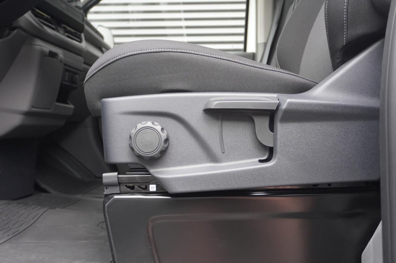 Volkswagen E-Transporter Life L2H1 218 pk, Achterdeuren zonder ruit, Trekhaak, Climatronic, Bijrijdersbank