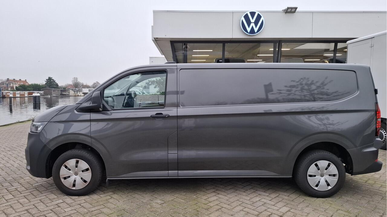 Volkswagen E-Transporter 34 L2H1 Life 64 kWh 218 pk - Trekhaak / Navi by APP