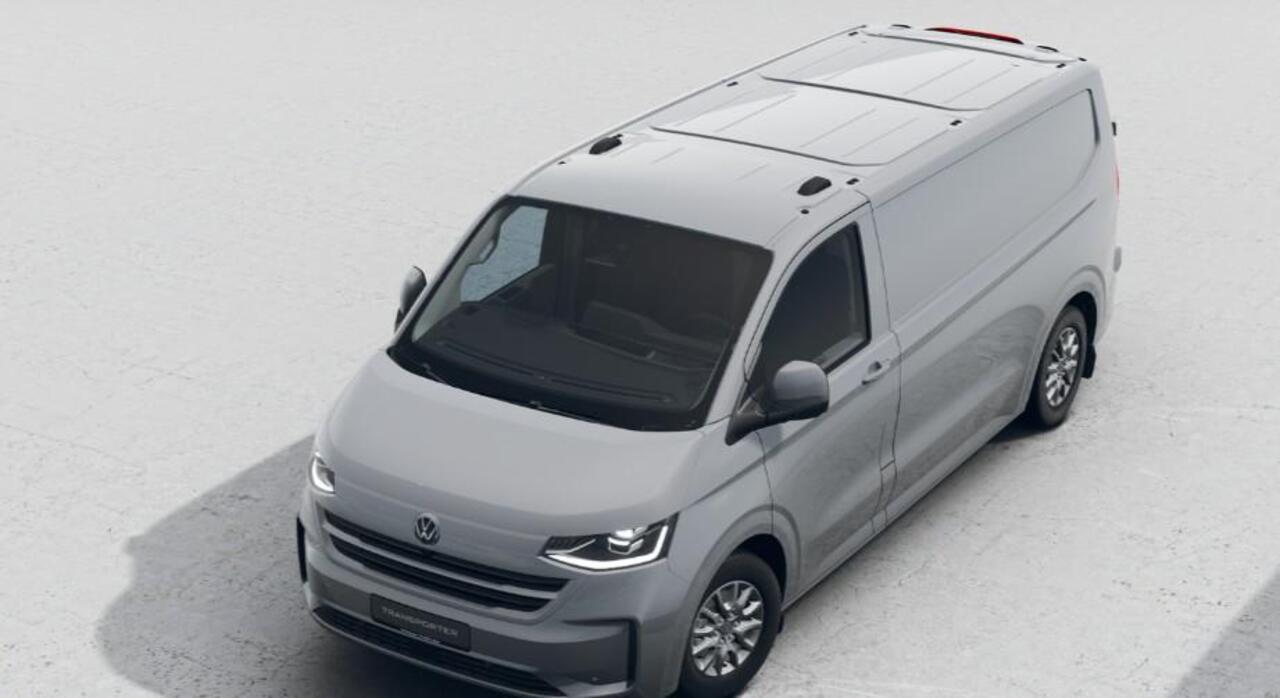 Volkswagen E-Transporter Bedrijfswagens Style L2 218pk 64kWh Elektrische aandrijving | Schuifdeur rechts, met elektrische sluithulp | Navigatiesysteem 13" met draadloos App-Connect | IQ.LIGHT - LED matrix koplampen | Geavanceerde grootlichtregeling (Dynamic Light Assist) |
